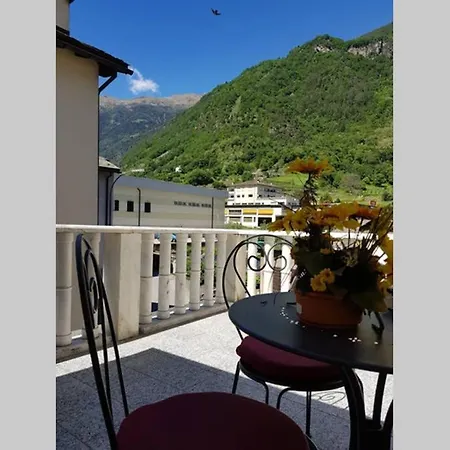 Bezauberndes Haus Fuer Erholsame Ferien Im Puschlav Holiday home *
